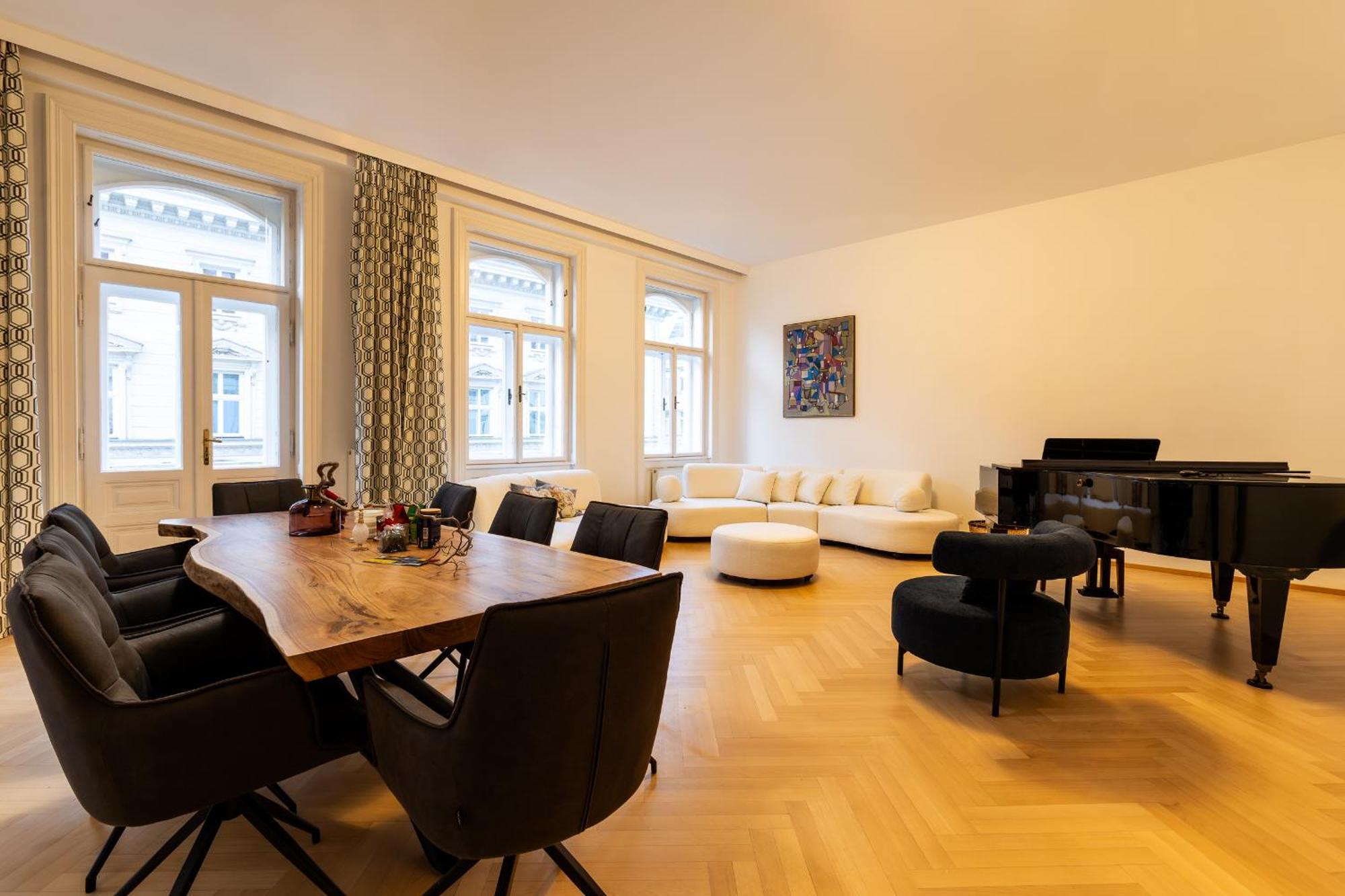 Grand In The Heart Of Apartment Wien